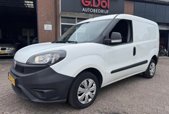 1.6 MJ L1H1 41000 km NAP lichte zij schade