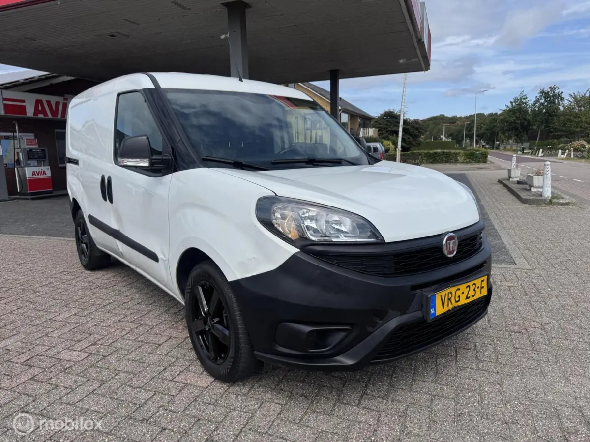 1.6 MJ L1H1 41000 km NAP lichte zij schade