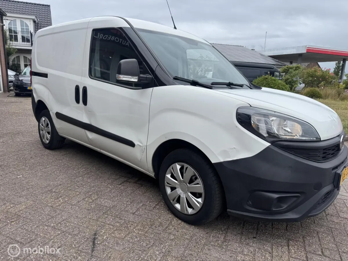 1.6 MJ L1H1 41000 km NAP lichte zij schade