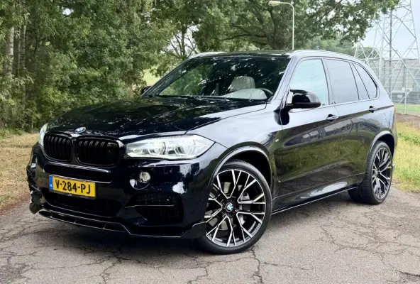 M50d 7p.