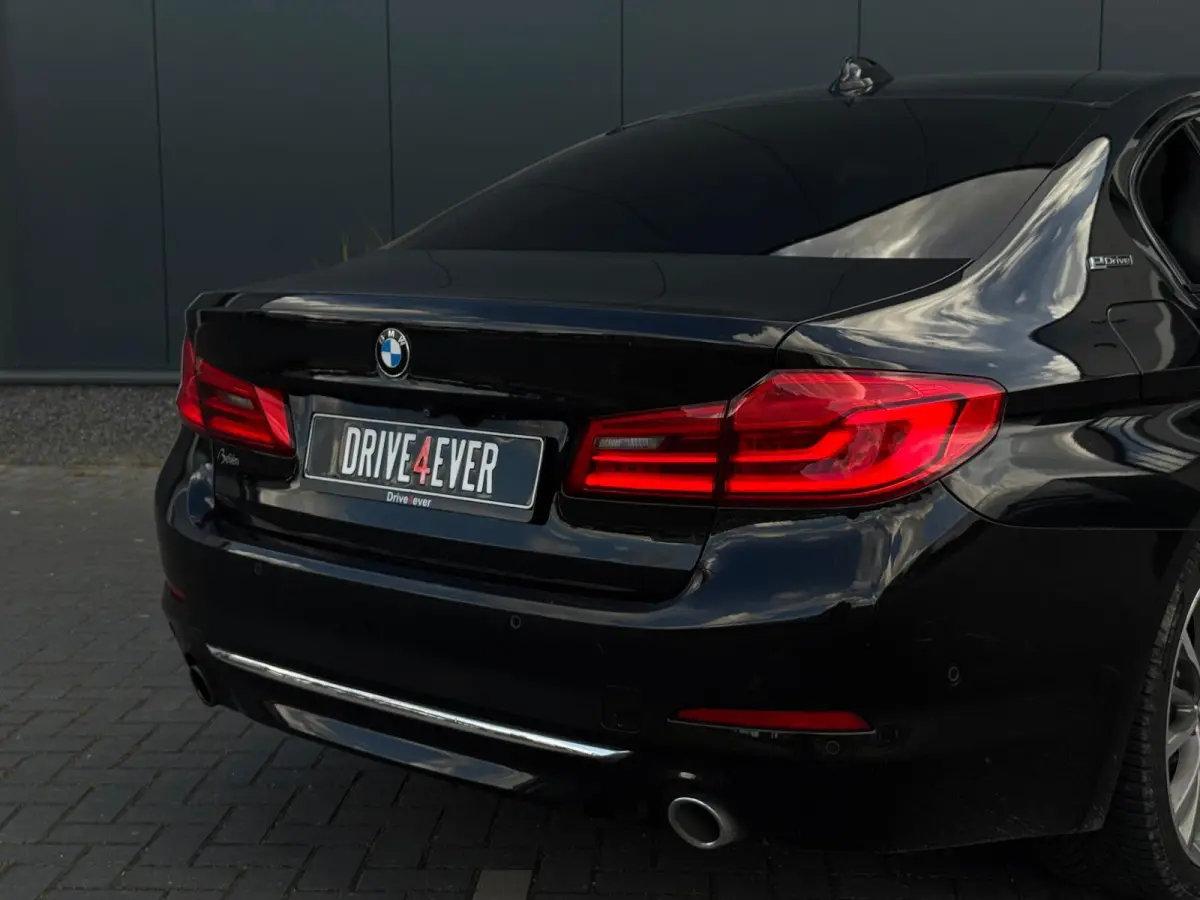 530e iPerformance High Executive NAVI|LEDER|LED|CAMERA|SPORTVELGEN