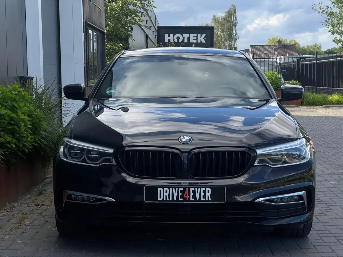530e iPerformance High Executive NAVI|LEDER|LED|CAMERA|SPORTVELGEN