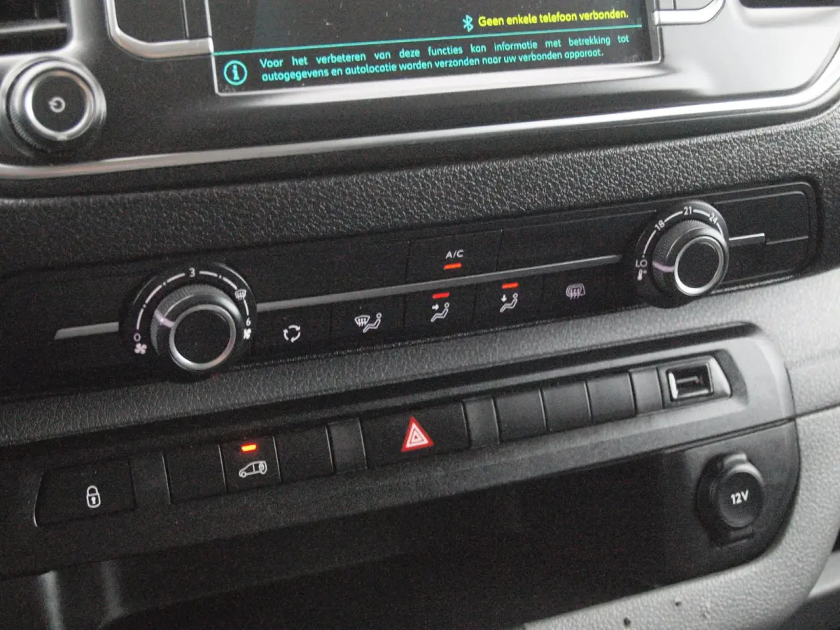 Standard Premium 75 kWh | Side bars | Apple Carplay | Zware Accupakket | Camera | Cruise Control |