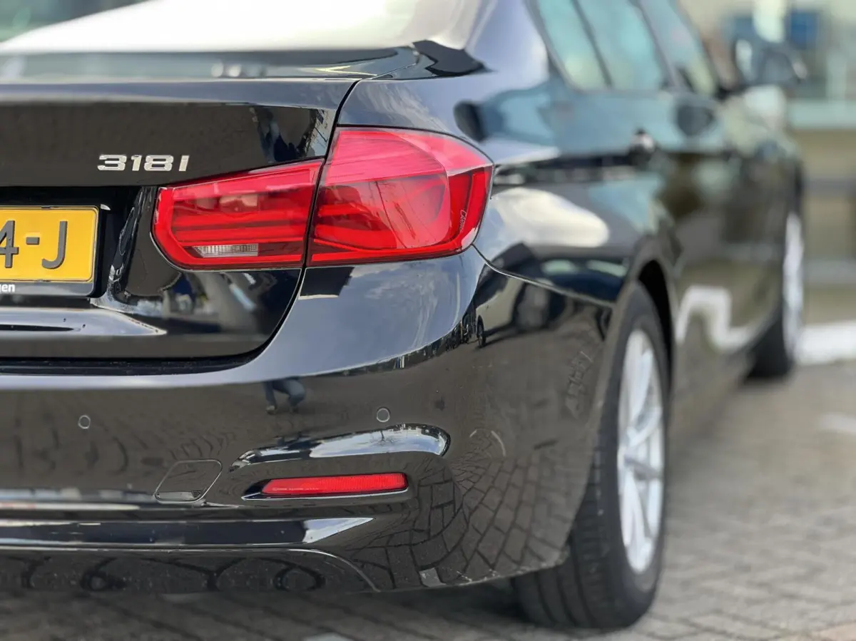 318i High Executive Automaat Clima 2018 Leer NAP