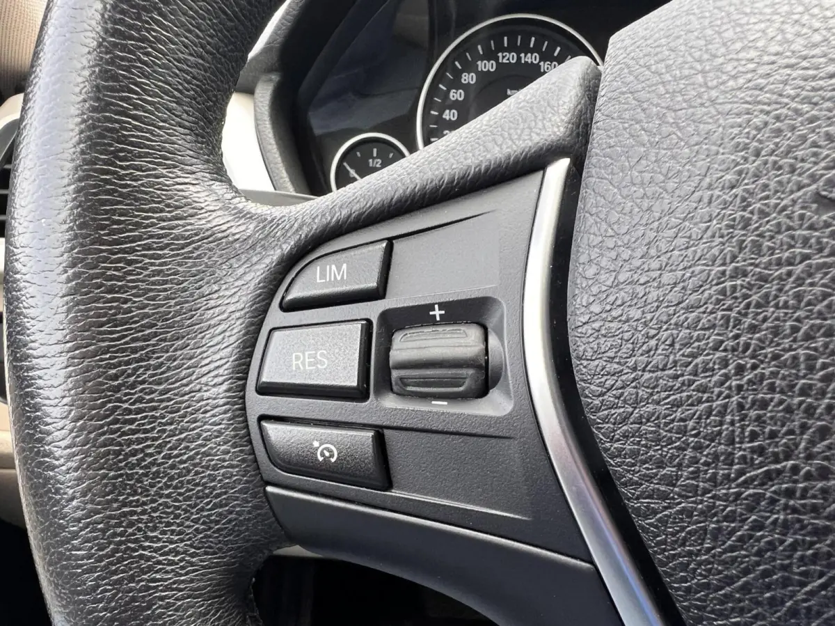 318i High Executive Automaat Clima 2018 Leer NAP