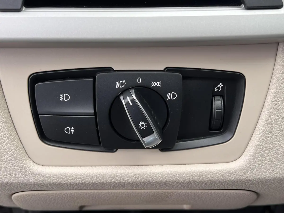 318i High Executive Automaat Clima 2018 Leer NAP