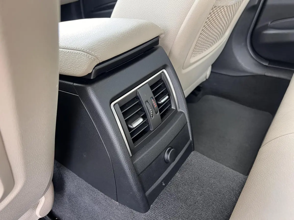 318i High Executive Automaat Clima 2018 Leer NAP