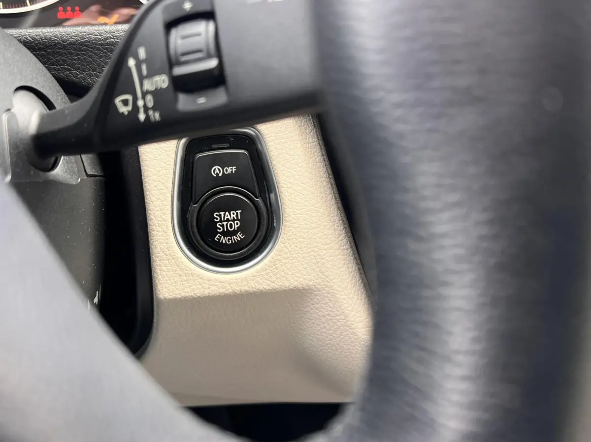 318i High Executive Automaat Clima 2018 Leer NAP