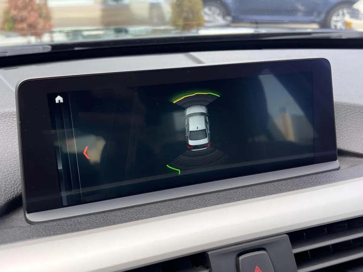318i High Executive Automaat Clima 2018 Leer NAP
