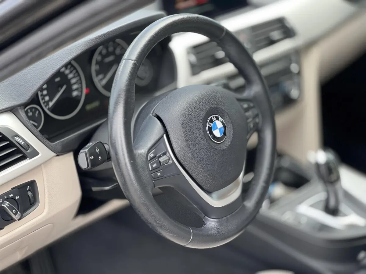 318i High Executive Automaat Clima 2018 Leer NAP