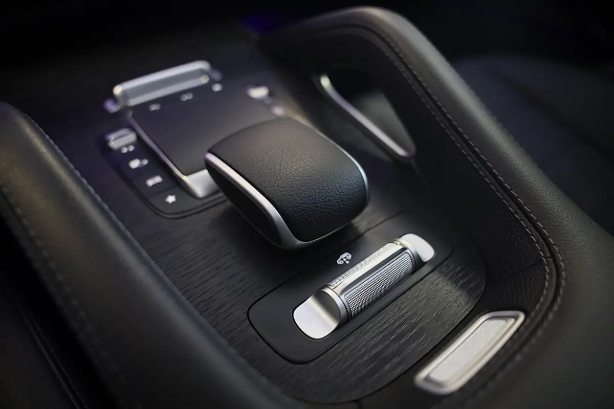 400 e 4MATIC AMG 63 Look / Massage / Softclose / Head Up / Leder / 360 Camera / Memory / 23 Inch / Led