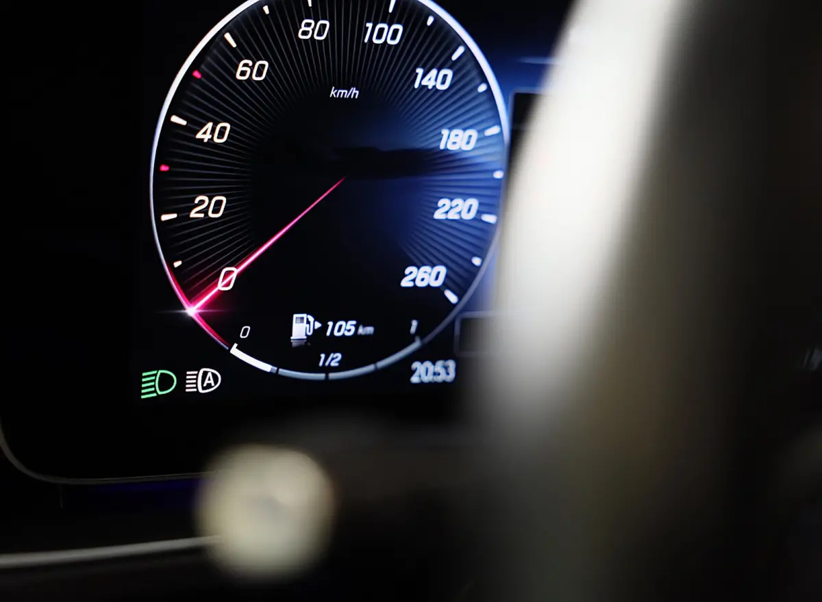 400 e 4MATIC AMG 63 Look / Massage / Softclose / Head Up / Leder / 360 Camera / Memory / 23 Inch / Led
