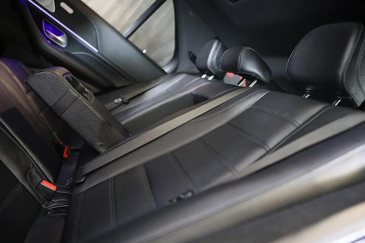 400 e 4MATIC AMG 63 Look / Massage / Softclose / Head Up / Leder / 360 Camera / Memory / 23 Inch / Led