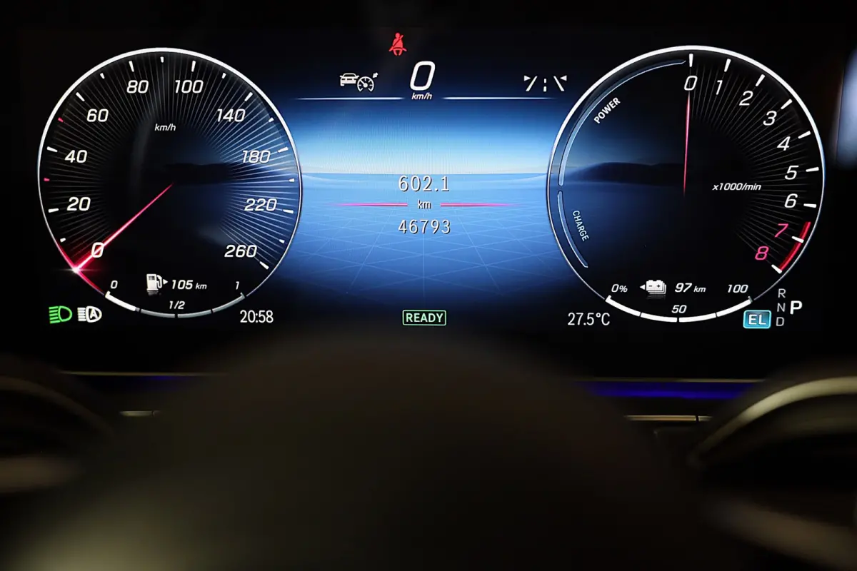 400 e 4MATIC AMG 63 Look / Massage / Softclose / Head Up / Leder / 360 Camera / Memory / 23 Inch / Led