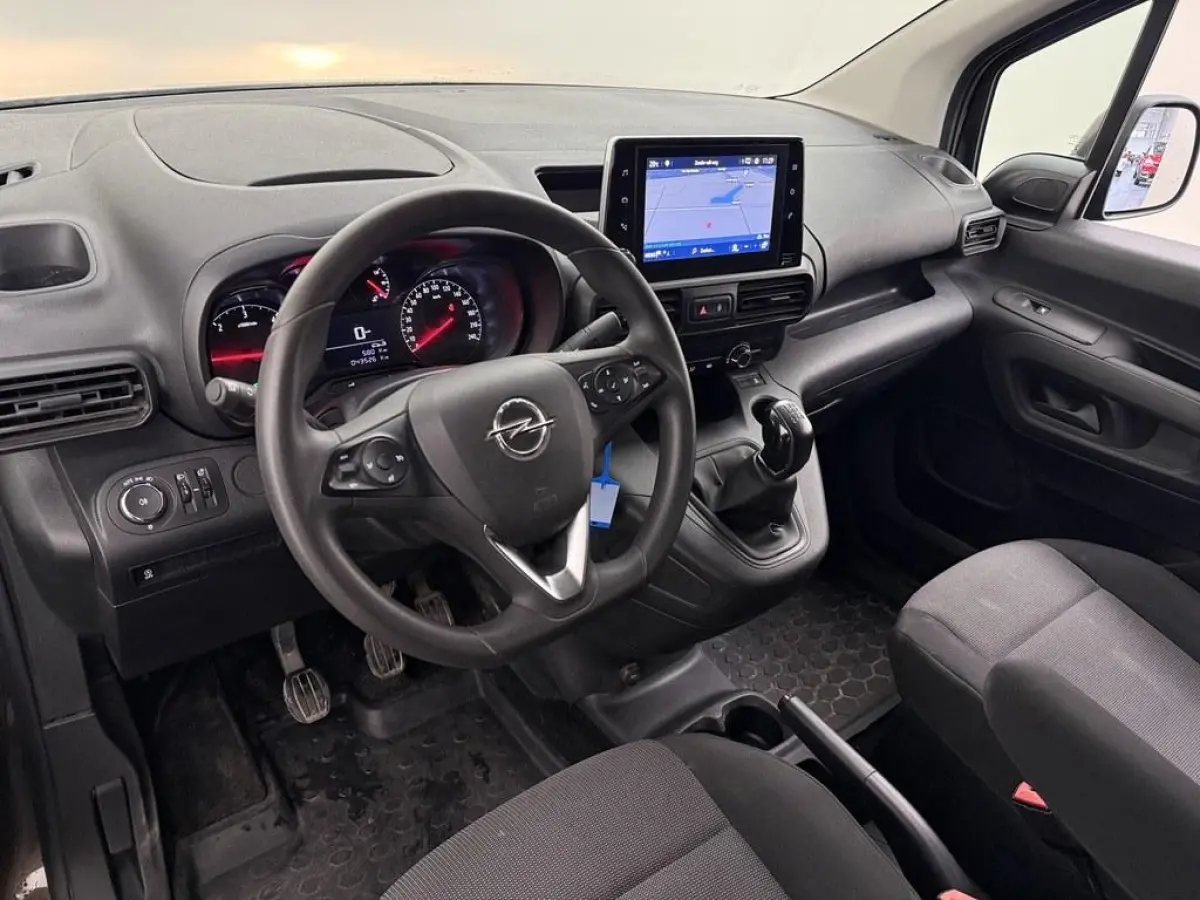 1.6D 100pk L1H1 Edition Trekhaak/Nav/Airco/CarPlay /Bumpers in kleur/Schuifdeur/4S.Banden