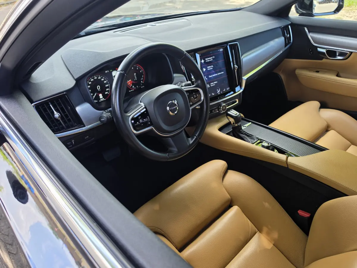 2.0 T5 90th Anniversary Edition Lees De Adv Tekst