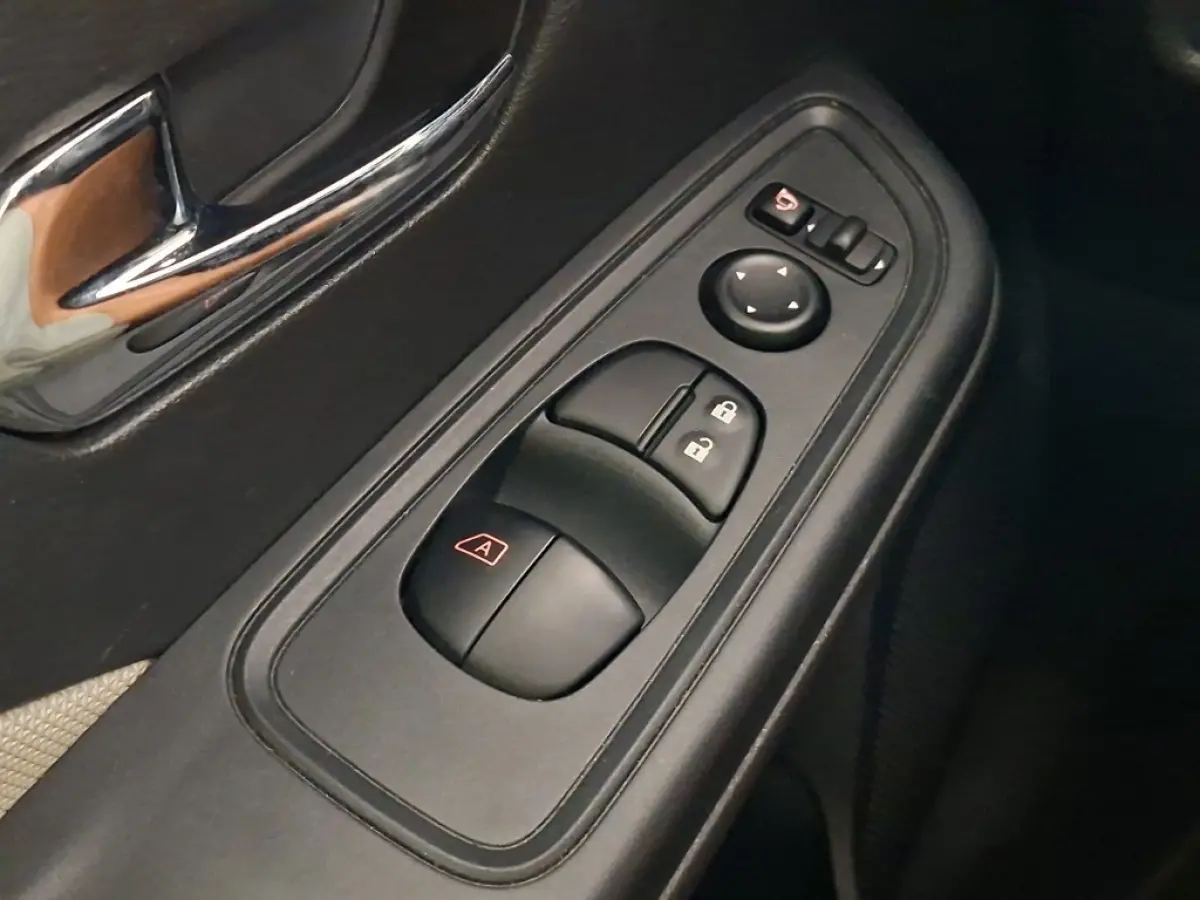 0.9 IG-T N-Connecta 55.355 +NAP NL-auto
