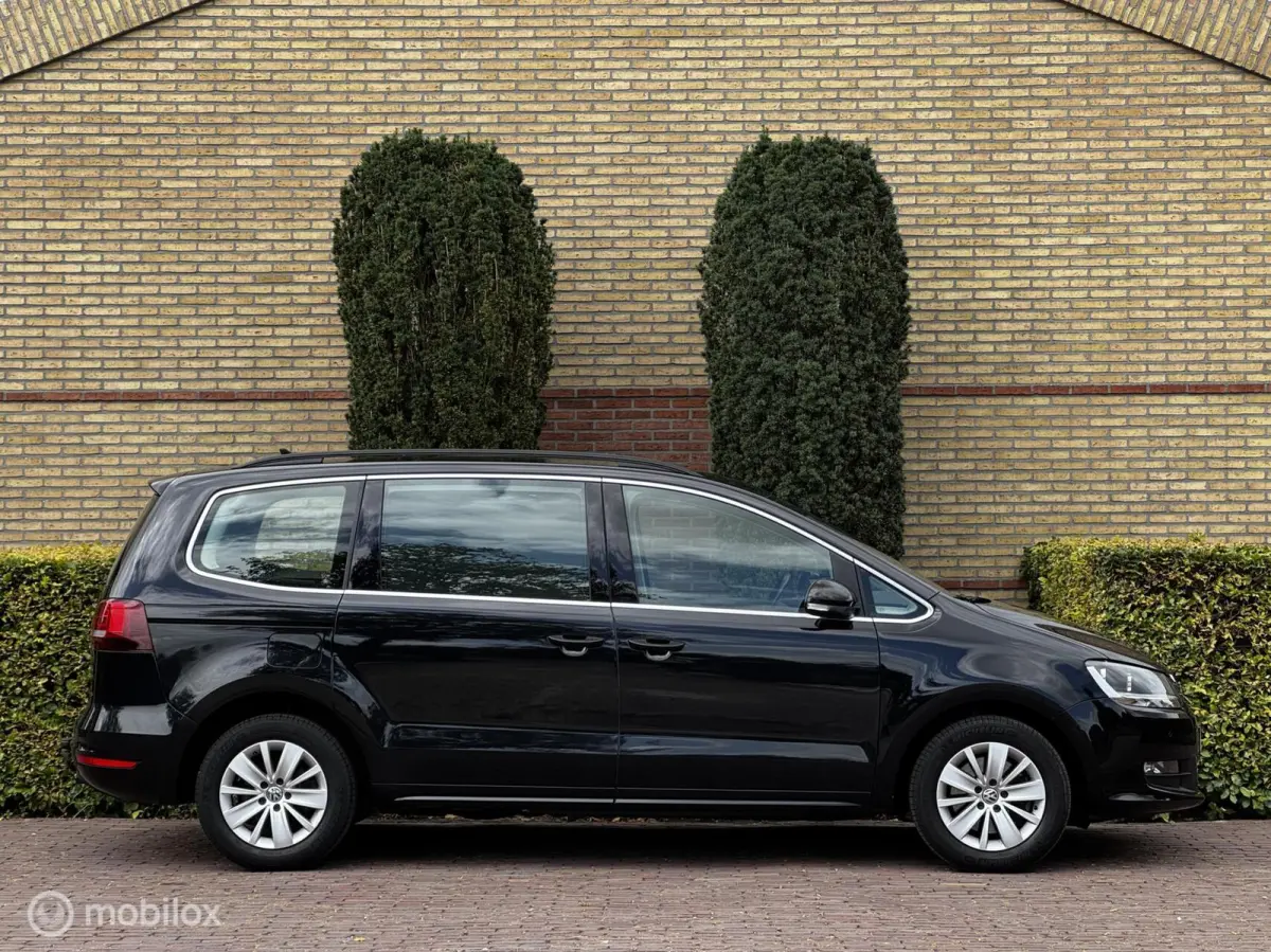 1.4 TSI Exclusive Series 7Pers. Dealer O.H.