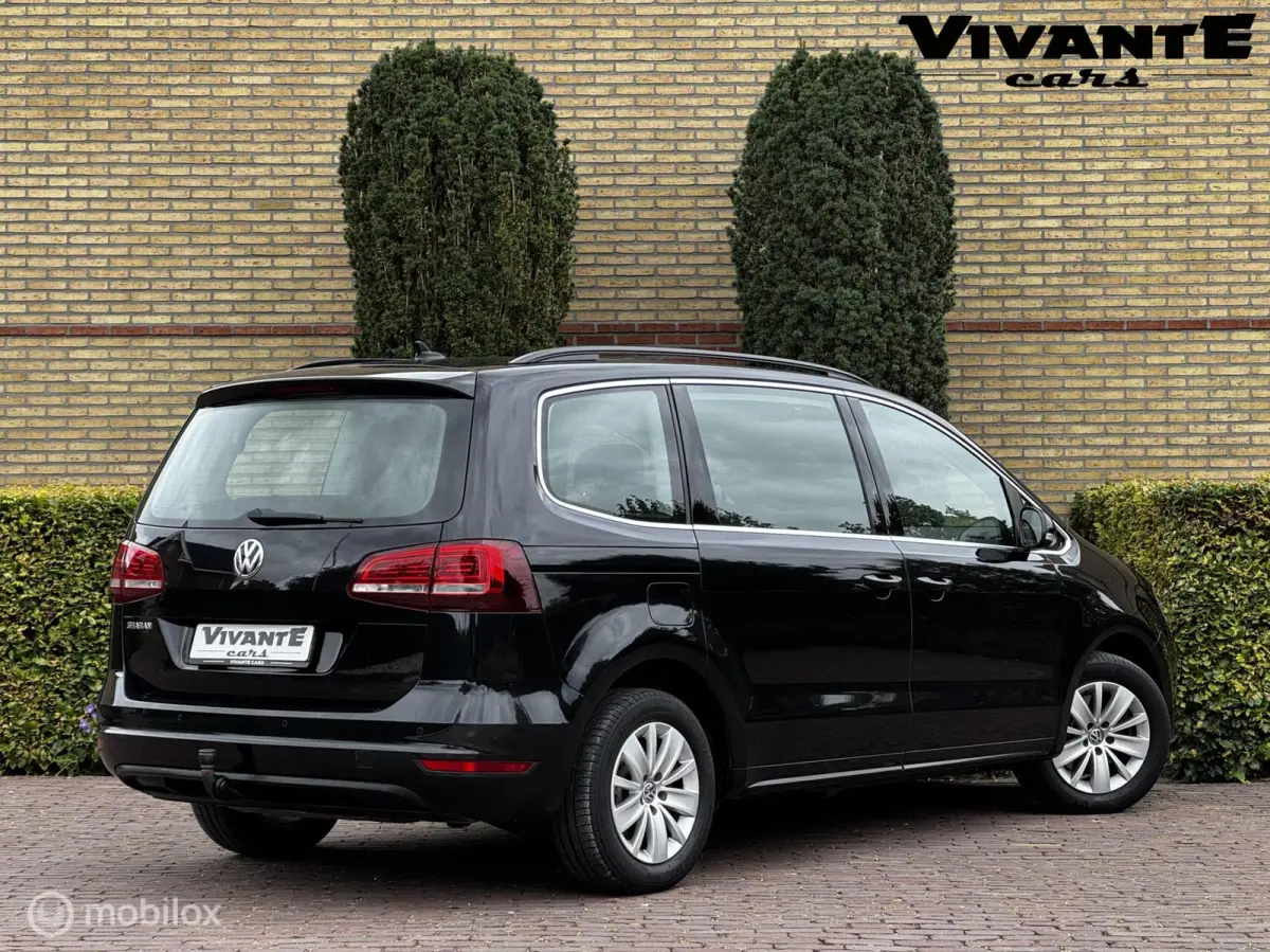 1.4 TSI Exclusive Series 7Pers. Dealer O.H.