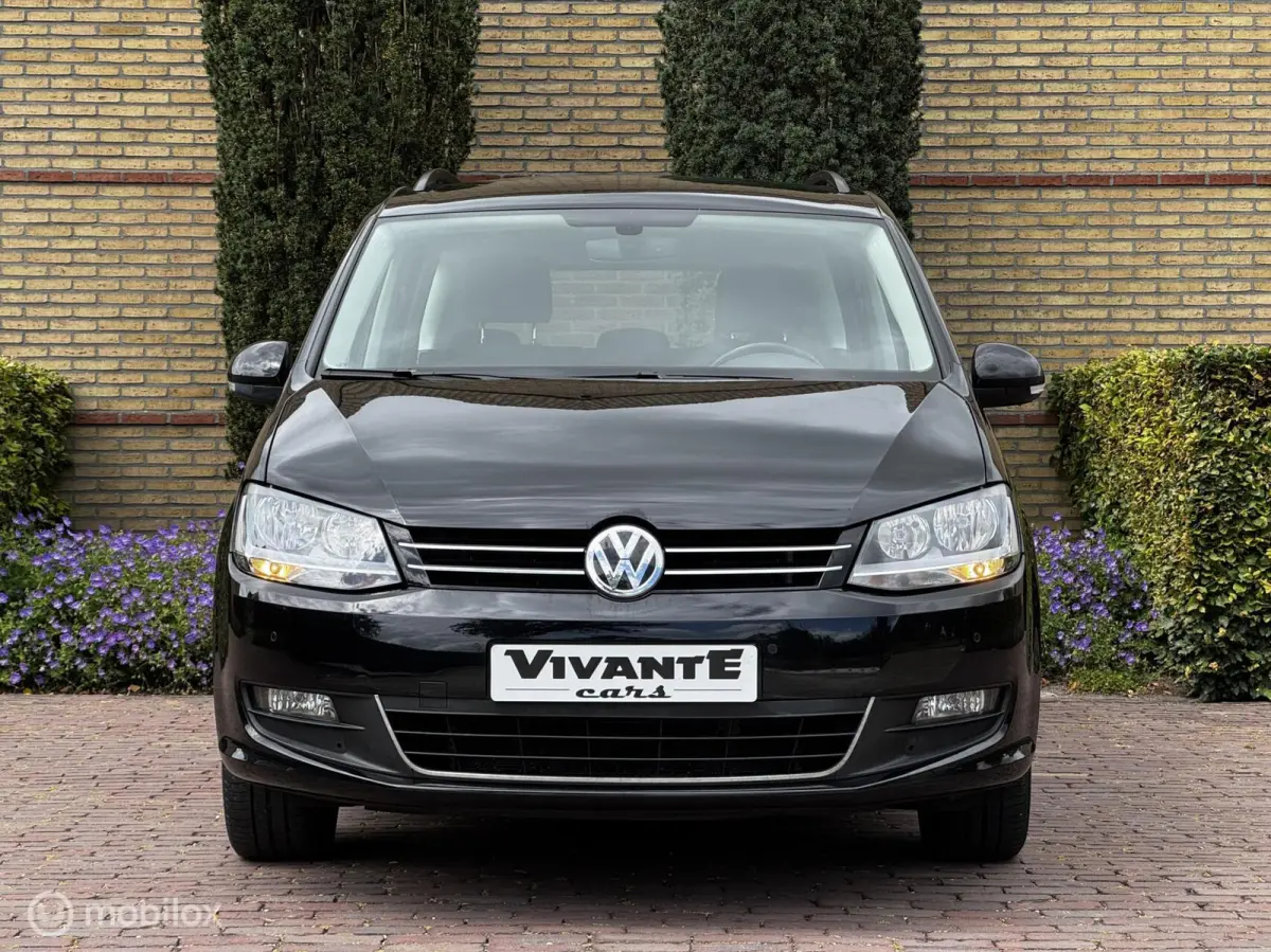 1.4 TSI Exclusive Series 7Pers. Dealer O.H.