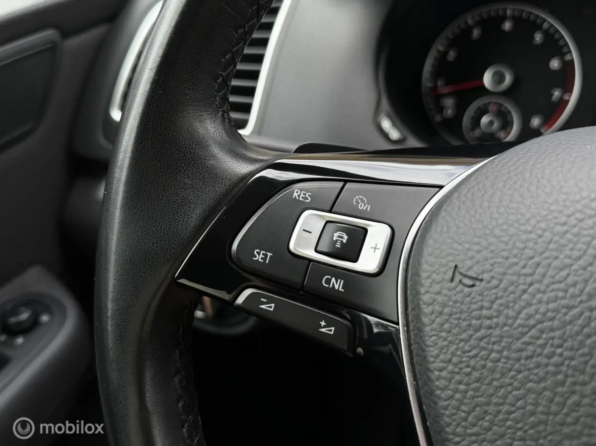 1.4 TSI Exclusive Series 7Pers. Dealer O.H.