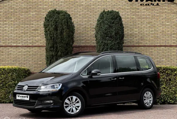 1.4 TSI Exclusive Series 7Pers. Dealer O.H.
