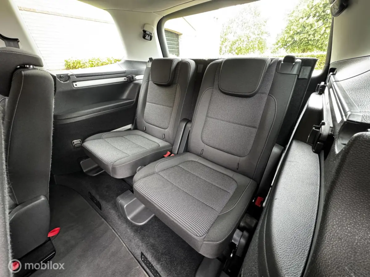 1.4 TSI Exclusive Series 7Pers. Dealer O.H.