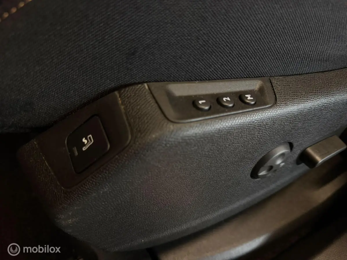 1.6 e-THP GT-Line Keyless/360 camera/7 persoons