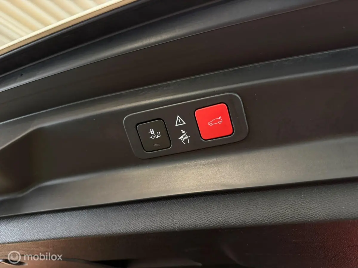 1.6 e-THP GT-Line Keyless/360 camera/7 persoons