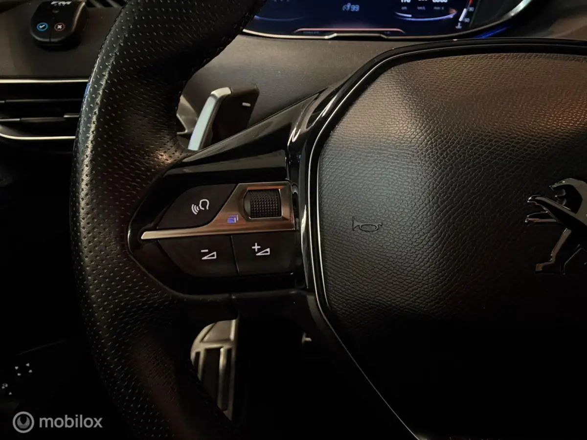 1.6 e-THP GT-Line Keyless/360 camera/7 persoons
