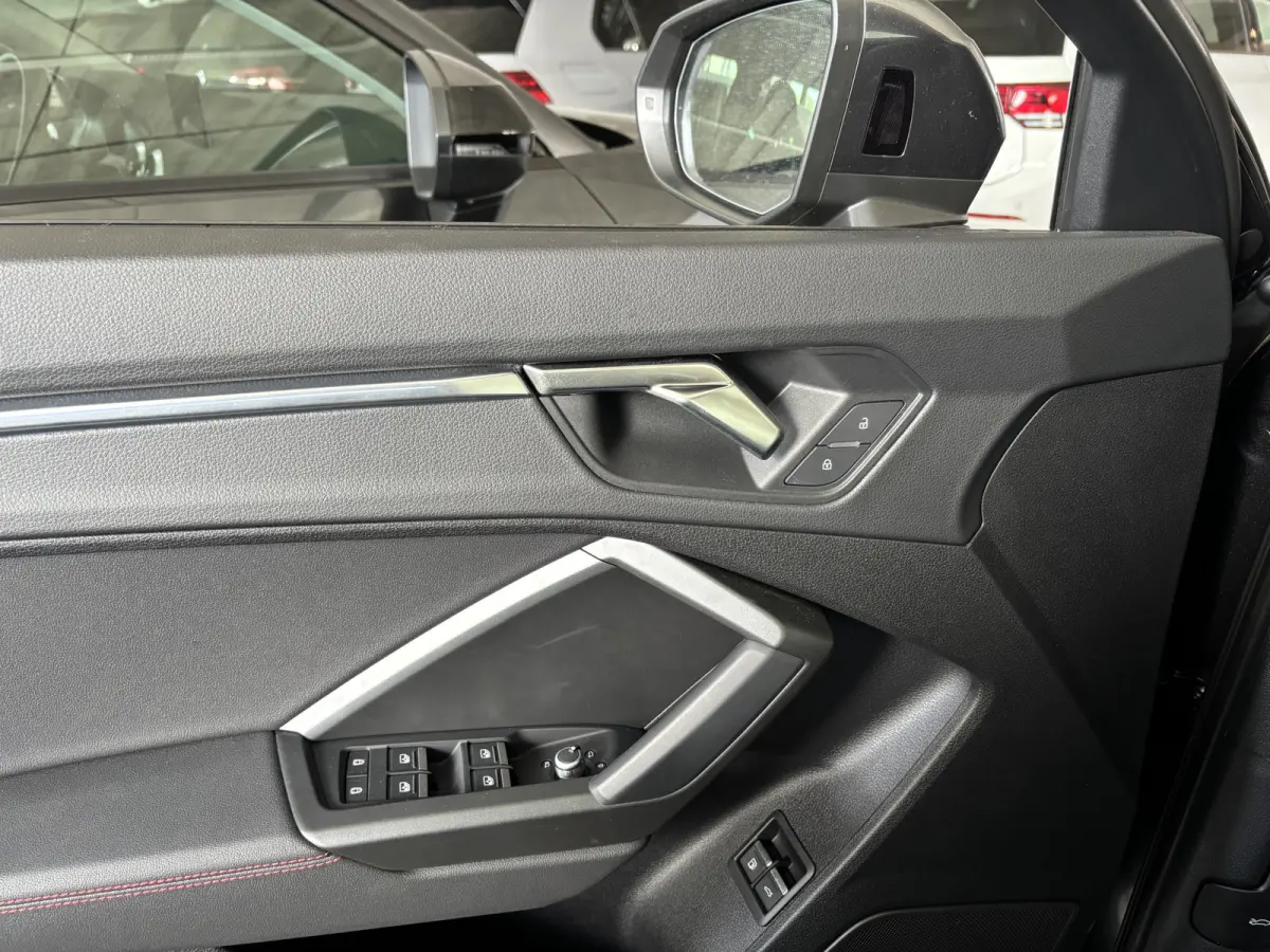 45 TFSIe S-line Pano Sonos Audi Exclusive 5.898 km!
