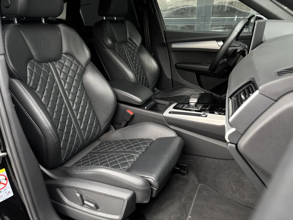 55 TFSI e S-line RS Luchtvering Head-Up