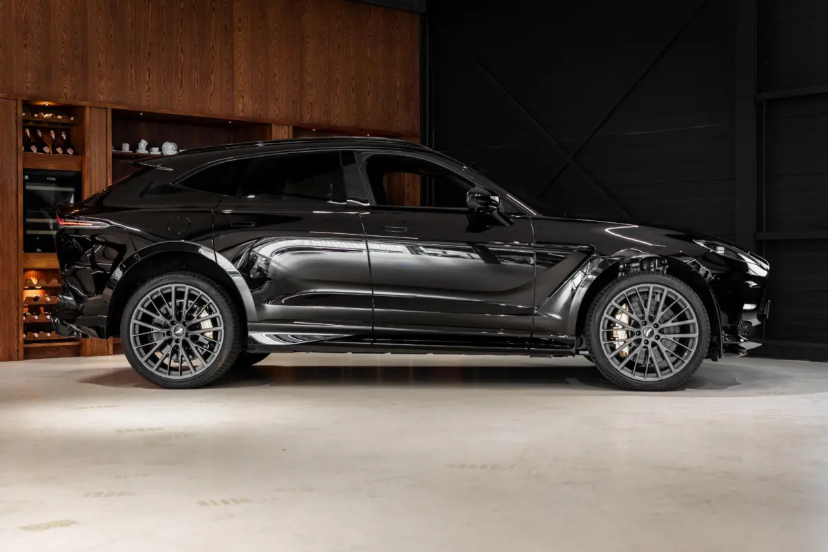4.0 V8 707 NL Auto | Keramisch | Carbon l Dealer Onderhouden | 2 Jaar Dealer garantie mogelijk