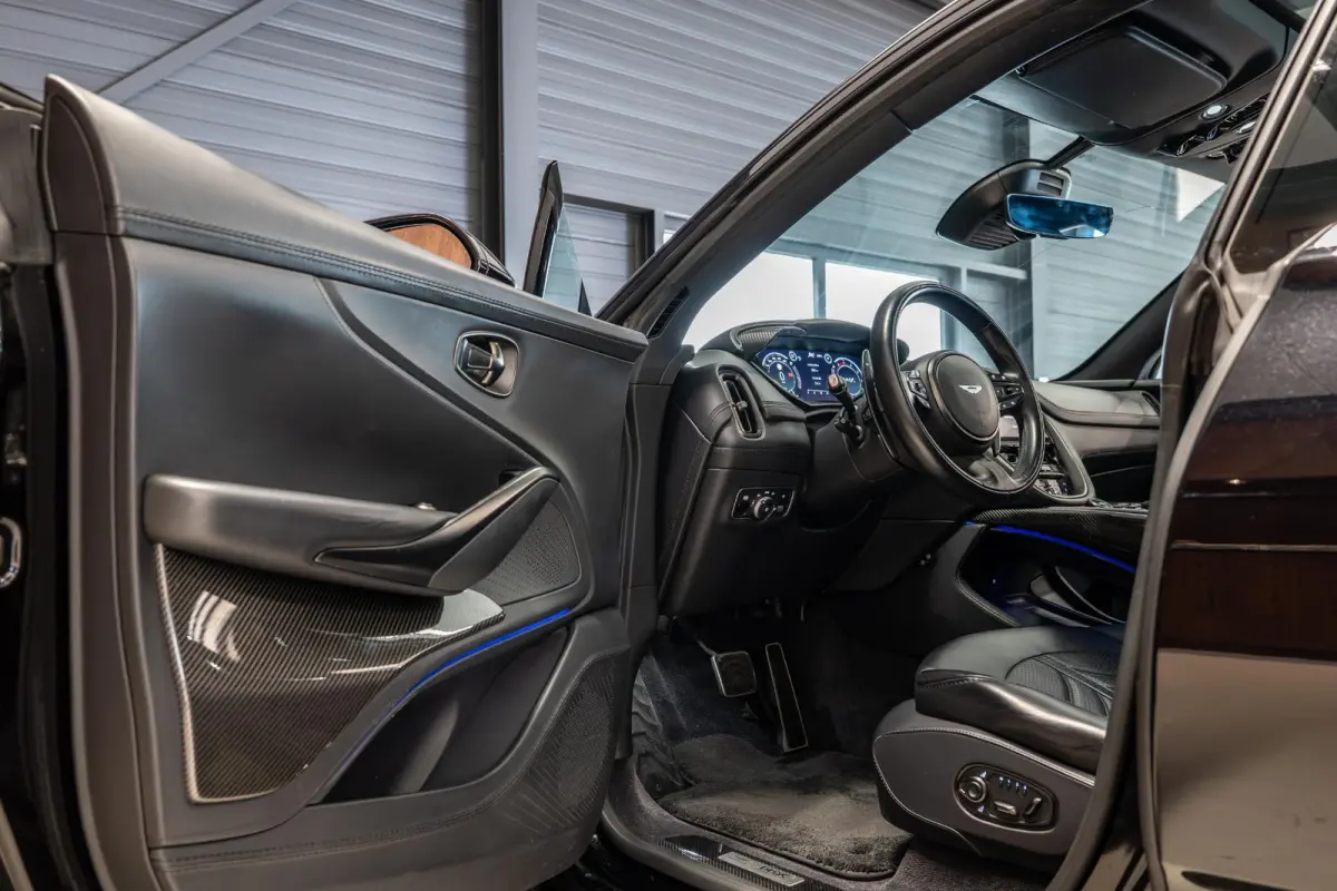4.0 V8 707 NL Auto | Keramisch | Carbon l Dealer Onderhouden | 2 Jaar Dealer garantie mogelijk