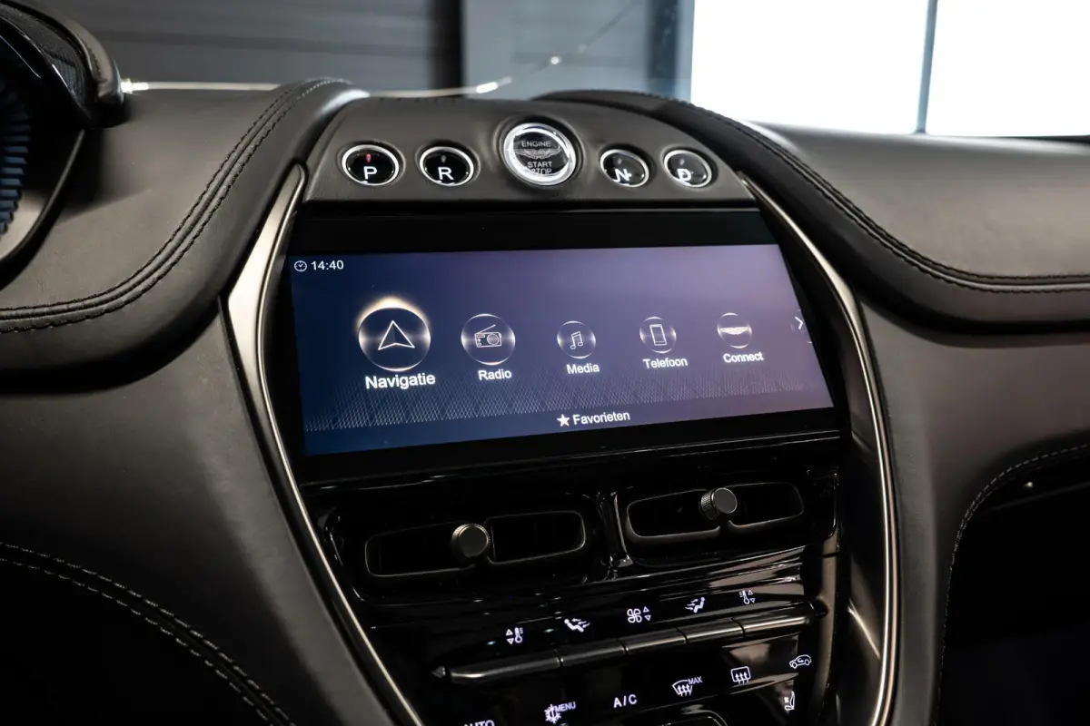 4.0 V8 707 NL Auto | Keramisch | Carbon l Dealer Onderhouden | 2 Jaar Dealer garantie mogelijk