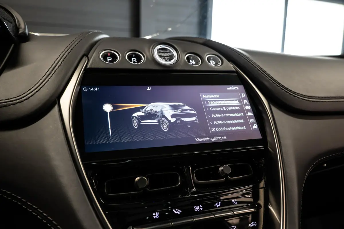 4.0 V8 707 NL Auto | Keramisch | Carbon l Dealer Onderhouden | 2 Jaar Dealer garantie mogelijk