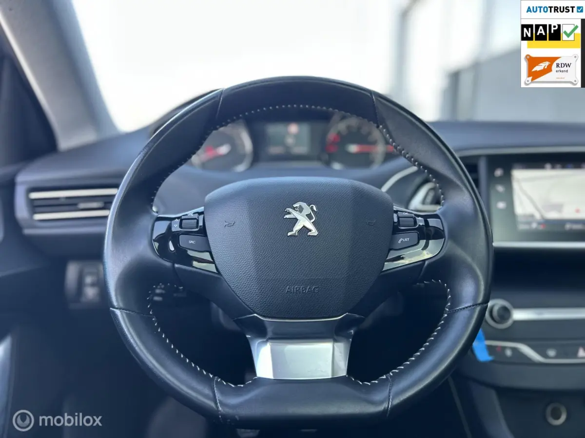 1.2 PureTech Allure Pack|CARPLAY|PANO|NAP