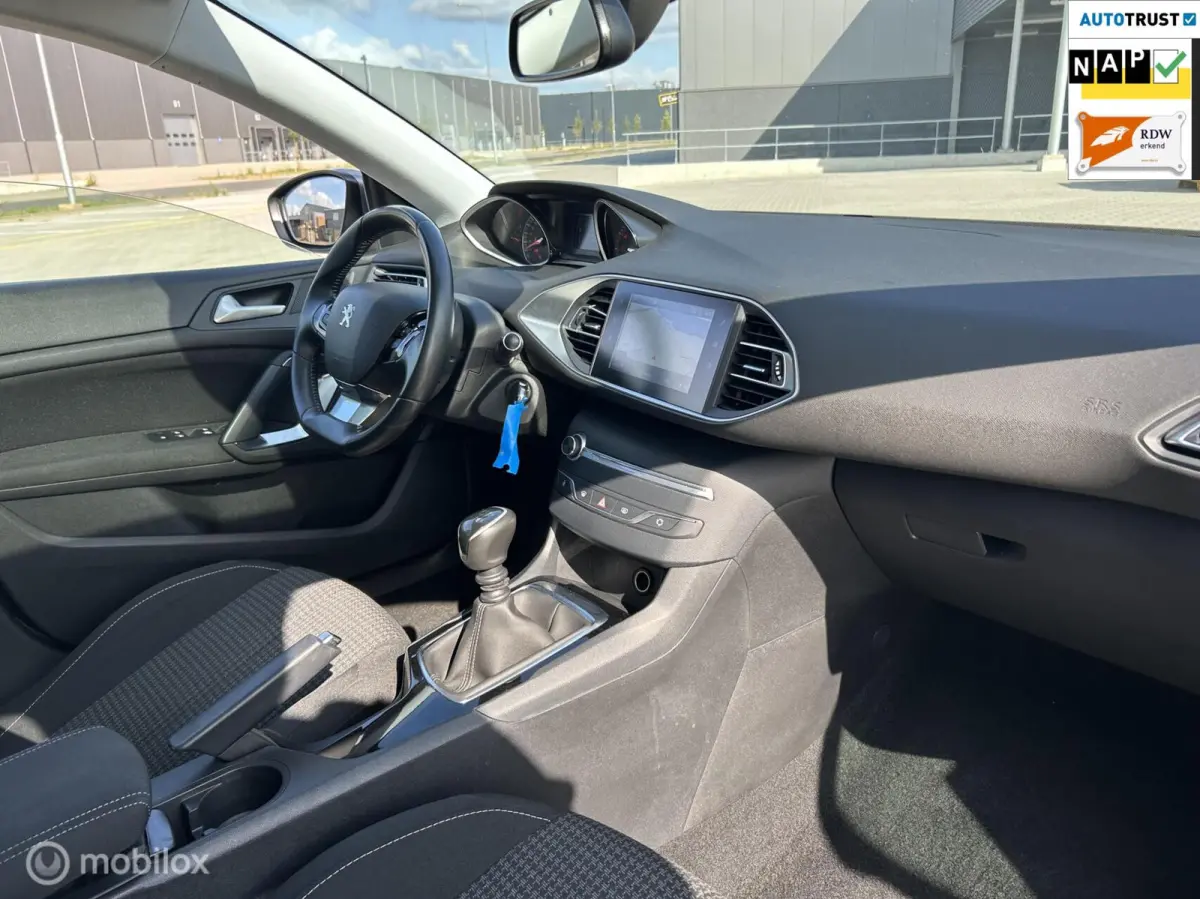 1.2 PureTech Allure Pack|CARPLAY|PANO|NAP