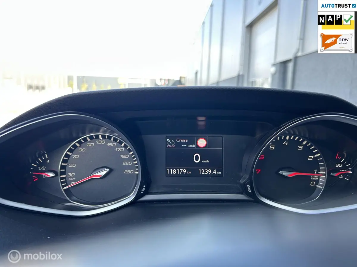 1.2 PureTech Allure Pack|CARPLAY|PANO|NAP