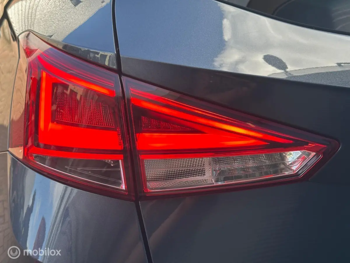 1.0 TSI FR Business Connect