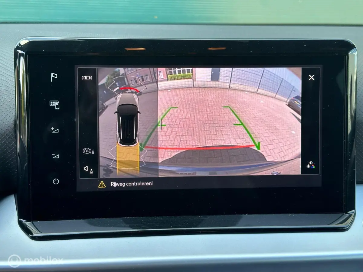 1.0 TSI FR Business Connect