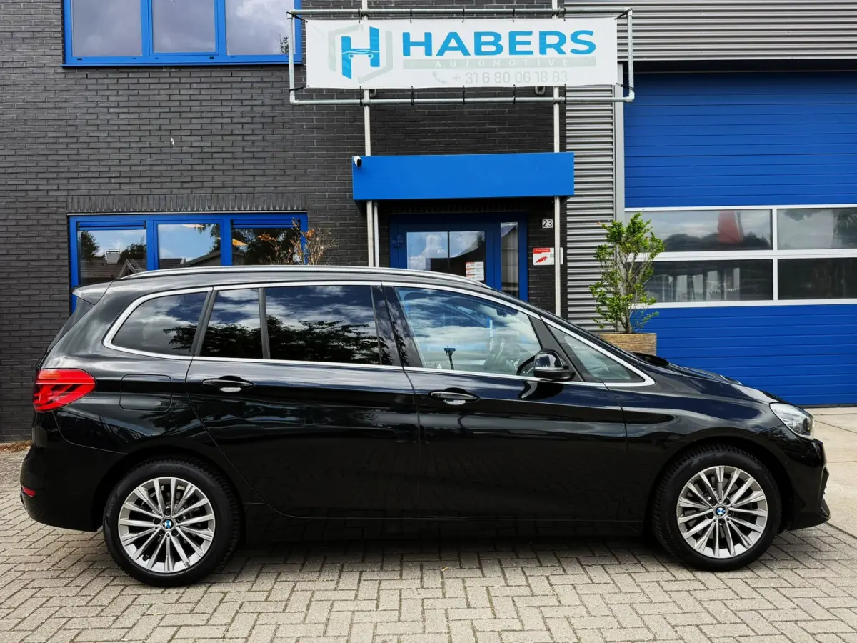 220i 7p. High Executive Edition 192PK|Nieuw model|Full Led|AUT|Leder|DAB+|StoelVW|Trekhaak|Bots|HUD|NLAuto