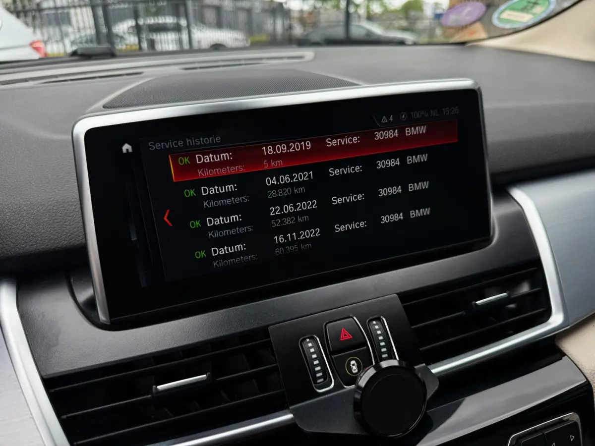 220i 7p. High Executive Edition 192PK|Nieuw model|Full Led|AUT|Leder|DAB+|StoelVW|Trekhaak|Bots|HUD|NLAuto