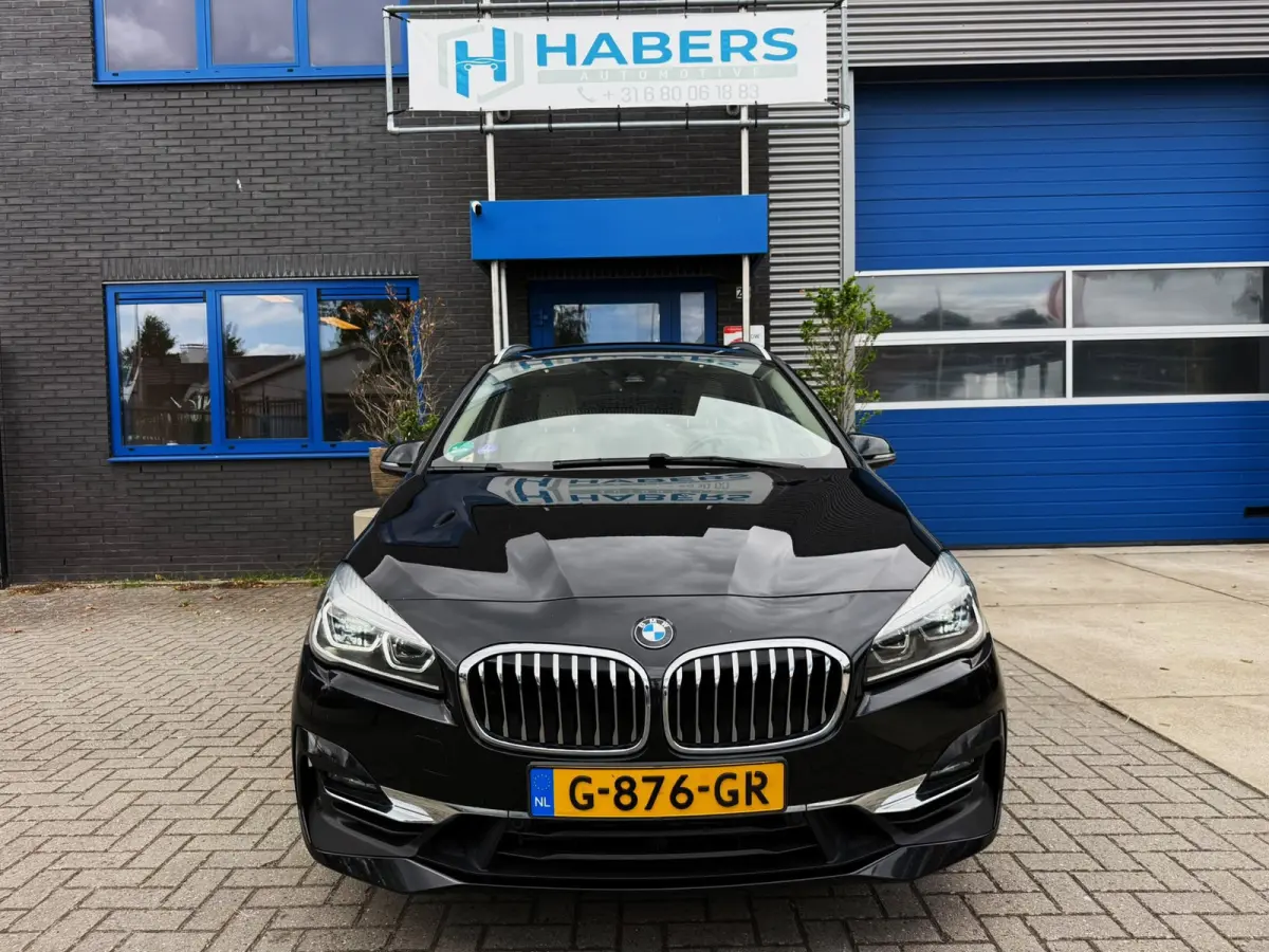 220i 7p. High Executive Edition 192PK|Nieuw model|Full Led|AUT|Leder|DAB+|StoelVW|Trekhaak|Bots|HUD|NLAuto
