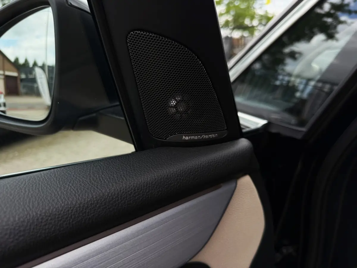 220i 7p. High Executive Edition 192PK|Nieuw model|Full Led|AUT|Leder|DAB+|StoelVW|Trekhaak|Bots|HUD|NLAuto