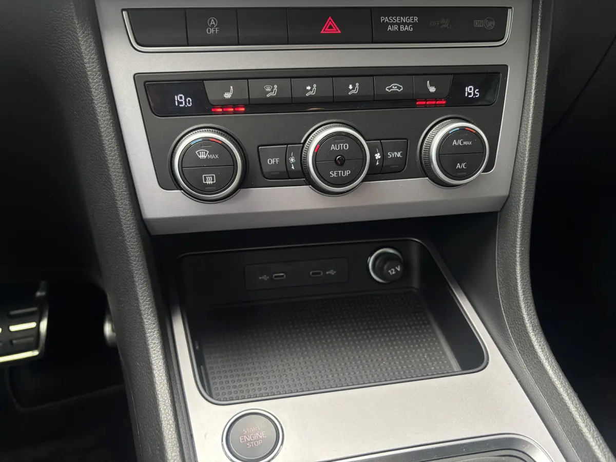 1.5 TSI FR Business Intense