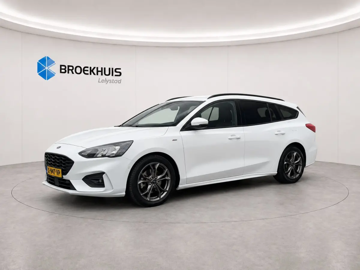 1.0 ECOBOOST 125PK TITANIUM ST-LINE BUSINESS AUTOMAAT / NAVI / CLIMA / LED / PDC / 17" LMV / CAMERA / KEYLESS / WINTERPACK  !!