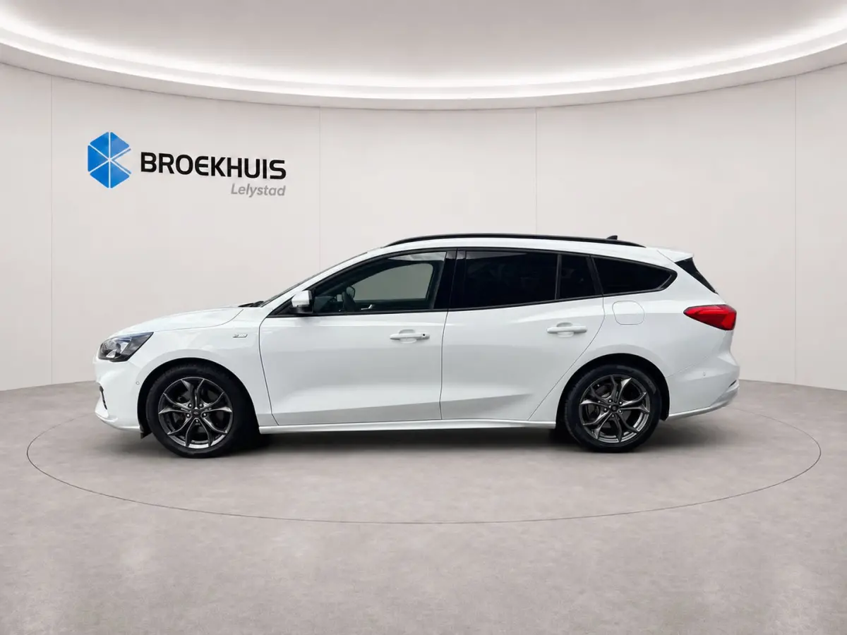 1.0 ECOBOOST 125PK TITANIUM ST-LINE BUSINESS AUTOMAAT / NAVI / CLIMA / LED / PDC / 17" LMV / CAMERA / KEYLESS / WINTERPACK  !!