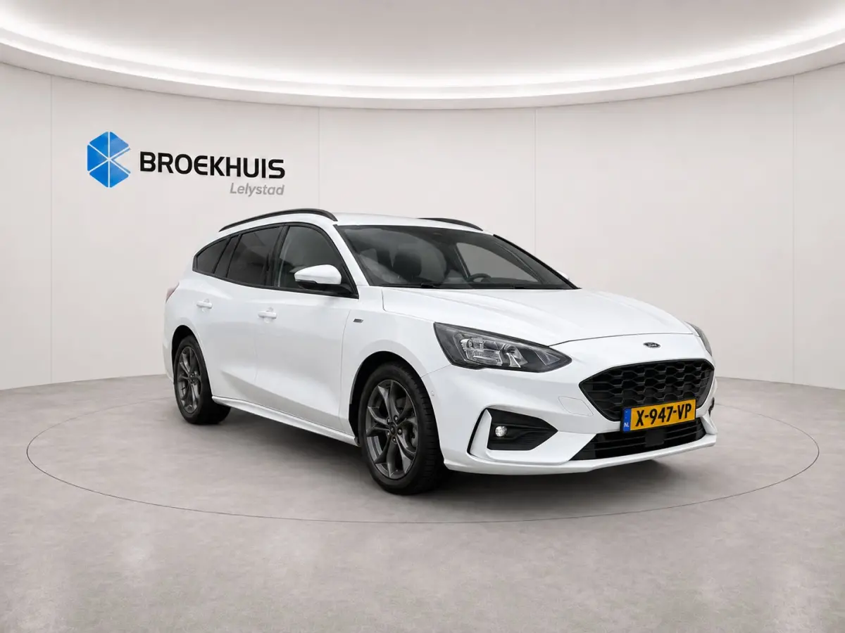 1.0 ECOBOOST 125PK TITANIUM ST-LINE BUSINESS AUTOMAAT / NAVI / CLIMA / LED / PDC / 17" LMV / CAMERA / KEYLESS / WINTERPACK  !!
