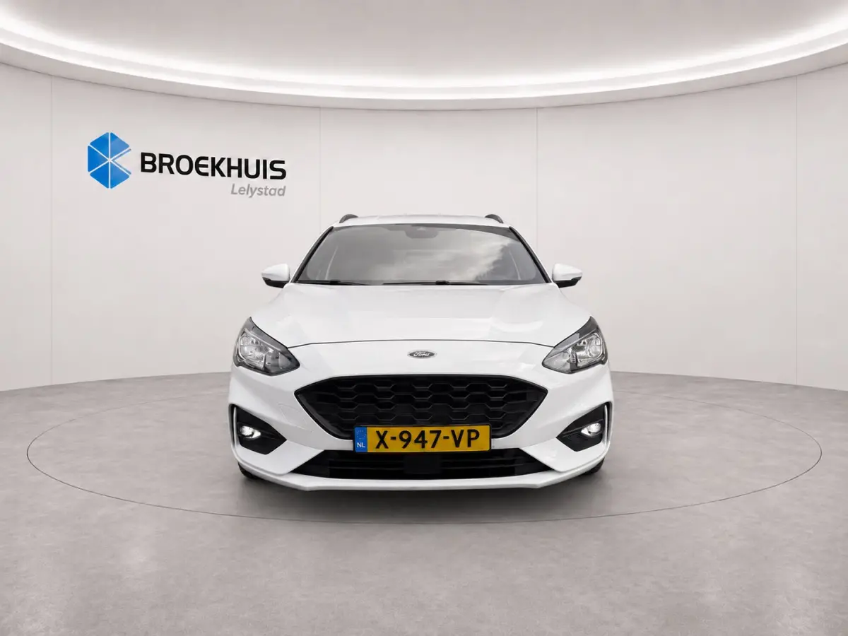 1.0 ECOBOOST 125PK TITANIUM ST-LINE BUSINESS AUTOMAAT / NAVI / CLIMA / LED / PDC / 17" LMV / CAMERA / KEYLESS / WINTERPACK  !!